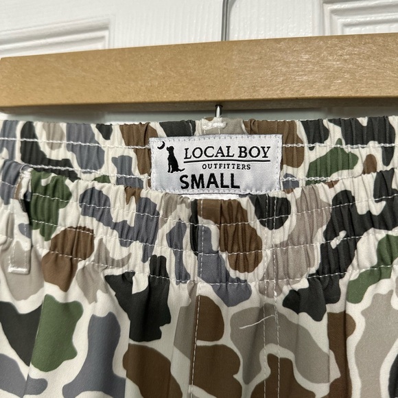 Local Boy Outfitters Duck Camo Shorts - Picture 3 of 5